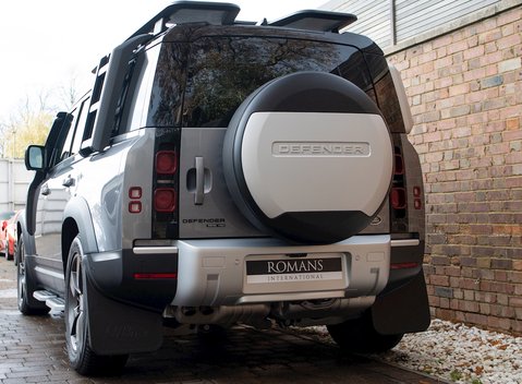 Land Rover Defender 110 HSE D240 30