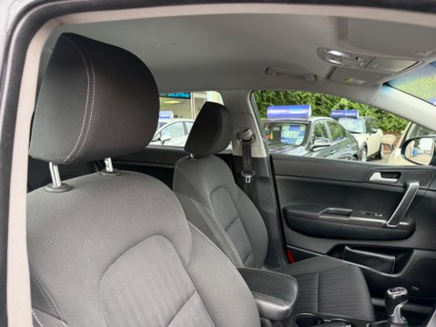 Kia Sportage 1.7 CRDi 1 Euro 6 (s/s) 5dr 18
