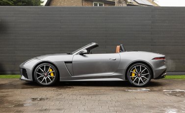Jaguar F-Type SVR Convertible 3