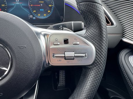 Mercedes-Benz EQC EQC 400 4M AMG Line Premium Plus Electric Auto 80KWH SUNROOF/HEADS UP/NAV 18