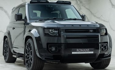 Land Rover Defender 90 V8 P525 9