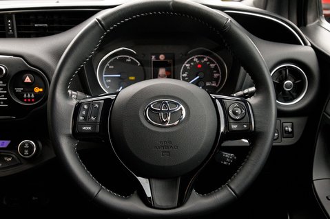 Toyota Yaris VVT-I EXCEL 22