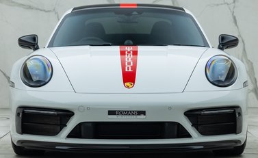 Porsche 911 Carrera 4 GTS (992) 7