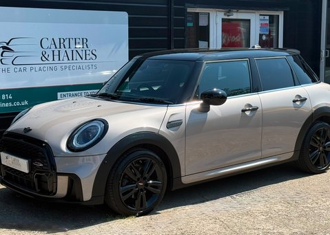 Mini Hatch 1.5 Cooper Sport Hatchback 5dr Petrol Manual Euro 6 (s/s) (136 ps) 2