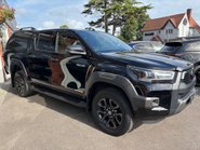 Toyota Hilux 2.8 D-4D Invincible X Pickup Double Cab 4dr Diesel Auto 4WD Euro 6 (204 ps) 11