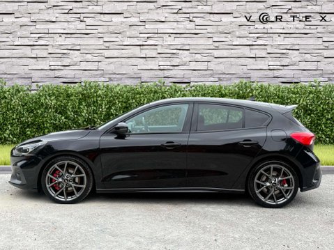 Ford Focus 2.0 Focus ST EcoBlue 5dr 4