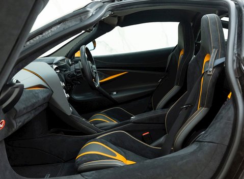 McLaren 720S Performance 14