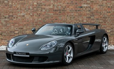 Porsche Carrera GT 6