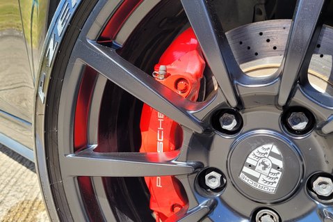 Porsche 911 CARRERA 4S PDK 19