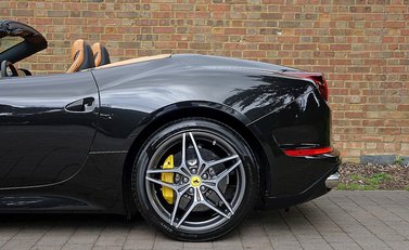 Ferrari California T 22