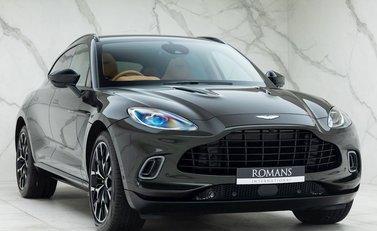 Aston Martin DBX 1