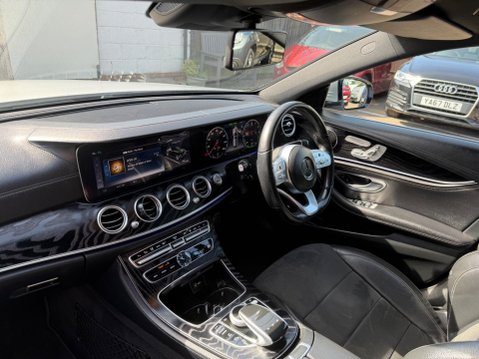 Mercedes-Benz E Class 2.0 E300de 13.5kWh AMG Line (Premium) G-Tronic+ Euro 6 (s/s) 5dr 56