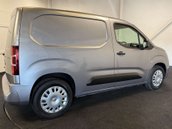 Vauxhall Combo Combo-e 2300 Sportive 5