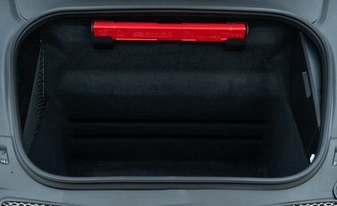 Porsche 911 GT3 Touring (992) 32