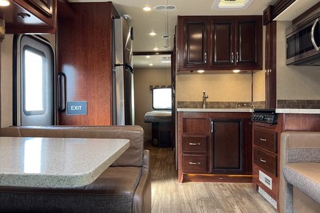 Ford E450 FLEETWOOD. NOW SOLD. SIMILAR REQUIRED. PLEASE CALL 01903 254800. 30