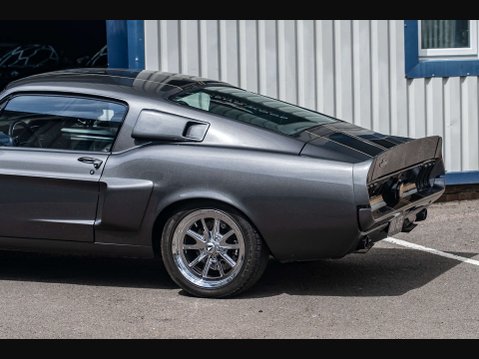 Ford Mustang Shelby GT350 Restomod 38