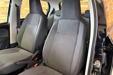 Volkswagen Up 1.0 Move up! Hatchback 5dr Petrol ASG Euro 5 (60 ps) 39