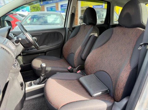 Nissan Note 1.4 16V n-tec Euro 4 5dr 17