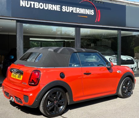 Mini Convertible Cooper S 2.0 Petrol Manual Sport Navigation Comfort Plus - SOLARIS ORANGE 20