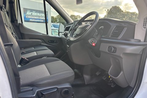 Ford Transit 350 Drw L3 130 ps Crew Cab Dropside Truck 17