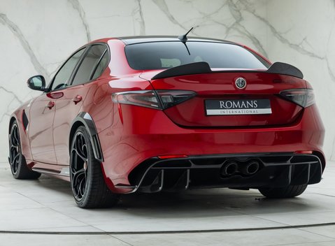 Alfa Romeo Giulia GTA 10