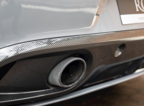 Aston Martin Vanquish Volante 31