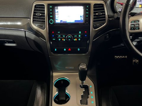 Jeep Grand Cherokee V6 CRD S-LIMITED 14