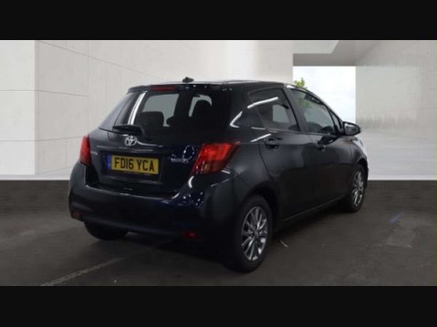 Toyota Yaris 1.3 Yaris Icon VVT-i 5dr 9