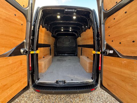 Ford Transit Custom 2.0 Transit Custom 320 Limited EcoBlue Auto 6