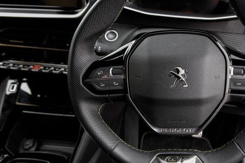 Peugeot 2008 GT 20