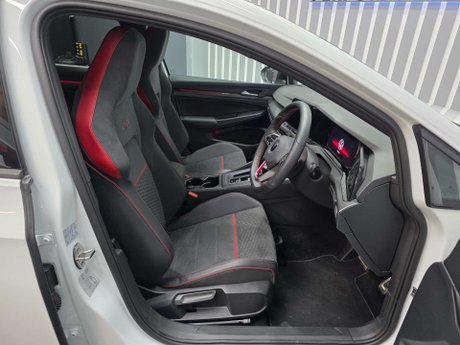 Volkswagen Golf 2.0 TSI GTI Clubsport 45 Hatchback 5dr Petrol DSG Euro 6 (s/s) (300 ps) 22