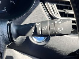 Toyota C-HR 1.8 C-HR Icon HEV CVT 5dr 52