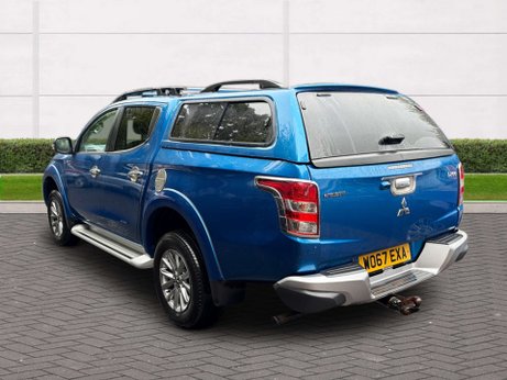 Mitsubishi L200 2.4 L200 Barbarian DI-D Auto 4WD 4