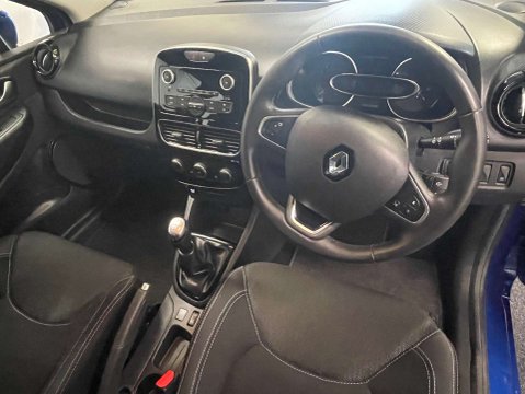 Renault Clio 0.9 Clio Play TCe 5dr 16