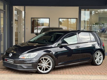 Volkswagen Golf 2.0 Golf SE Nav TDI BlueMotion Technology 5dr