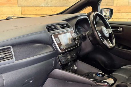Nissan LEAF 40kWh Tekna Hatchback 5dr Electric Auto (150 ps) 8