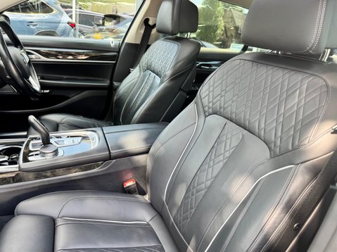 BMW 7 Series 740LD XDRIVE EXCLUSIVE 17