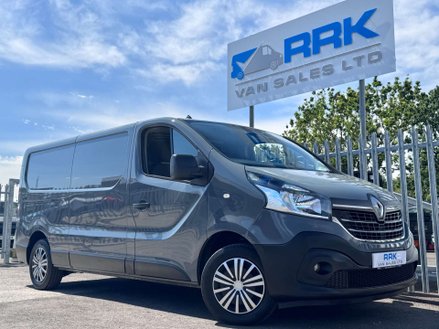 Renault Trafic 2.0 dCi ENERGY 30 Business+ Panel Van 5dr Diesel Manual LWB Standard Roof E