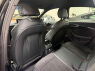 Audi A4 2.0 TFSI 40 Black Edition Saloon 4dr Petrol S Tronic Euro 6 (s/s) (190 ps) 41