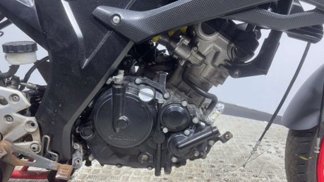 Suzuki GSX-S GSXS 125 2020 SPORT BIKE 125CC PROJECT BIKE PARTS BIKE 31