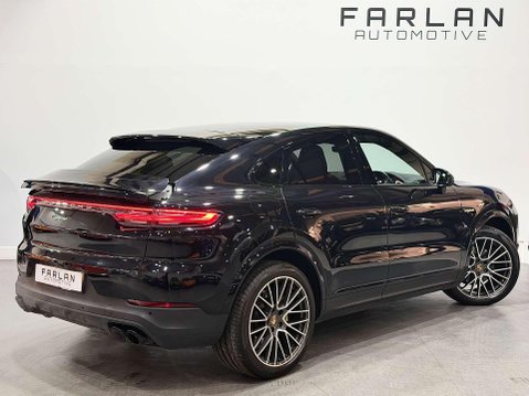 Porsche Cayenne 3.0 V6 E-Hybrid 14.1kWh Coupe 5dr Petrol Plug-in Hybrid TiptronicS 4WD Euro 4