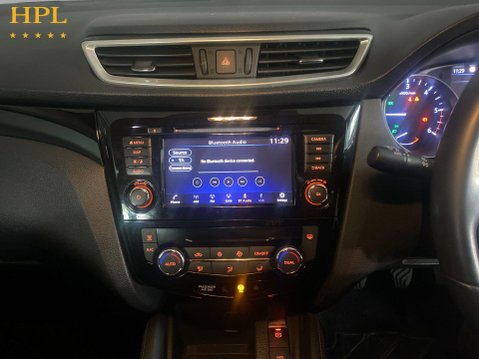 Nissan Qashqai 1.5 dCi Acenta Premium SUV 5dr Diesel Manual Euro 6 (s/s) (115 ps) Cruise 17
