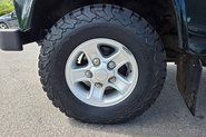 Land Rover Defender 2.2 TDCi 4WD MWB Euro 5 4dr 9