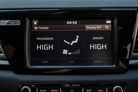 Kia Niro 4 25