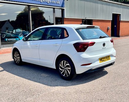Volkswagen Polo 1.0 Polo Life 5dr 9