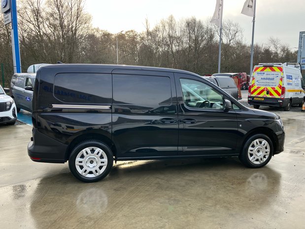 Ford Transit Connect CONNECT 240 L2 DIESEL 2.0 Eco Blue 122ps Trend Van Auto 3