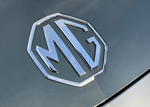 MG MGS9 1.5 T-GDI PHEV PREMIUM 4