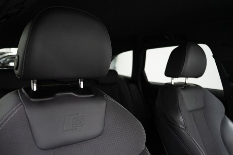 Audi A4 2.0 TFSI 40 Black Edition Estate 5dr Petrol S Tronic Euro 6 (s/s) (204 ps) 3