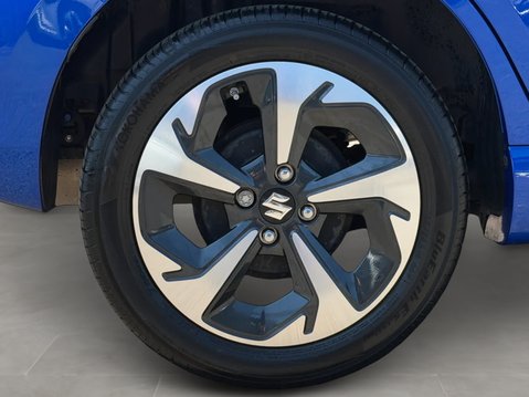 Suzuki Swift 1.2 Mild Hybrid Ultra ALLGRIP 5dr 12