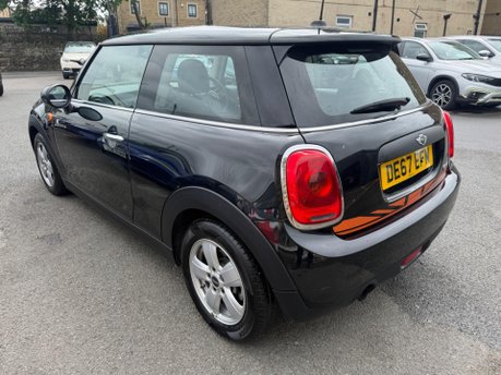 Mini Hatch ONE 18